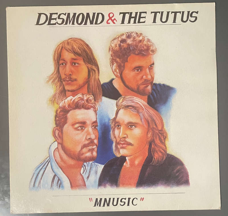 Desmond and the Tutus - Mnusic