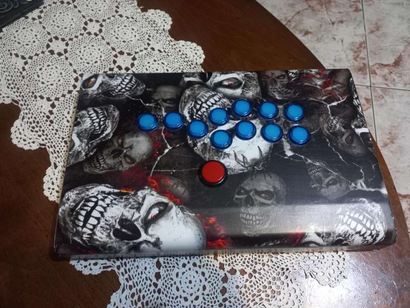 Leverless arcade stick