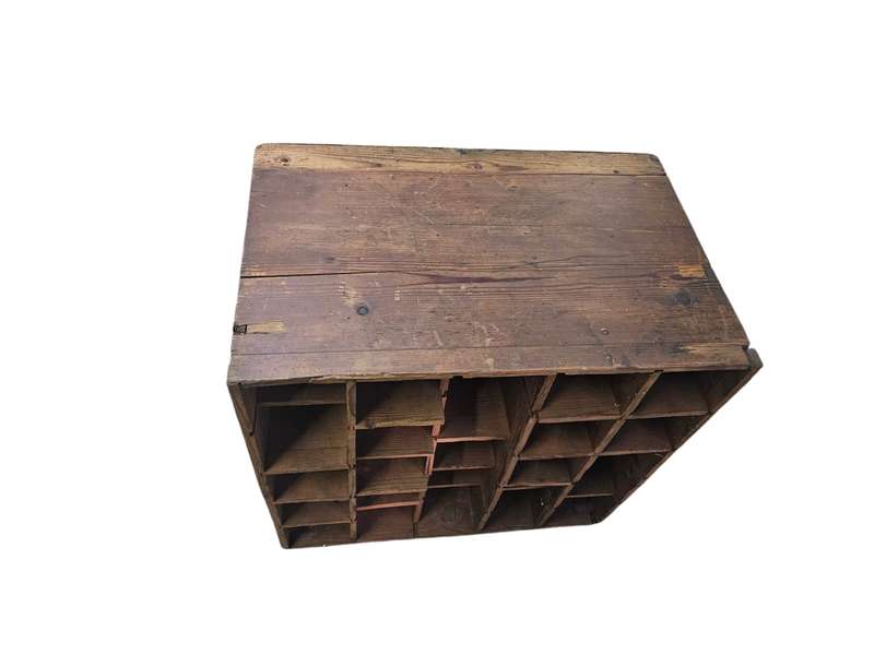 Pigeon hole cabinet