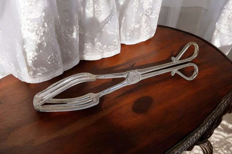 Silver Plated scissor grip cake serving tongs