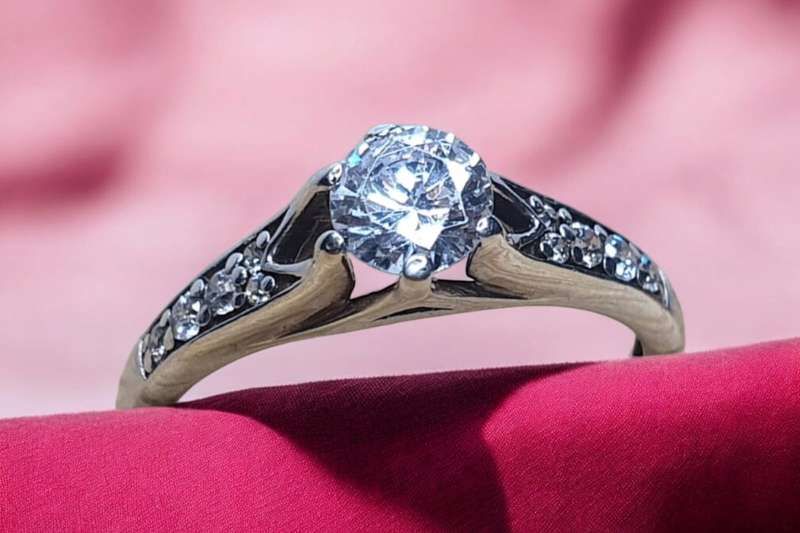 Sterling Silver ring with clear stones