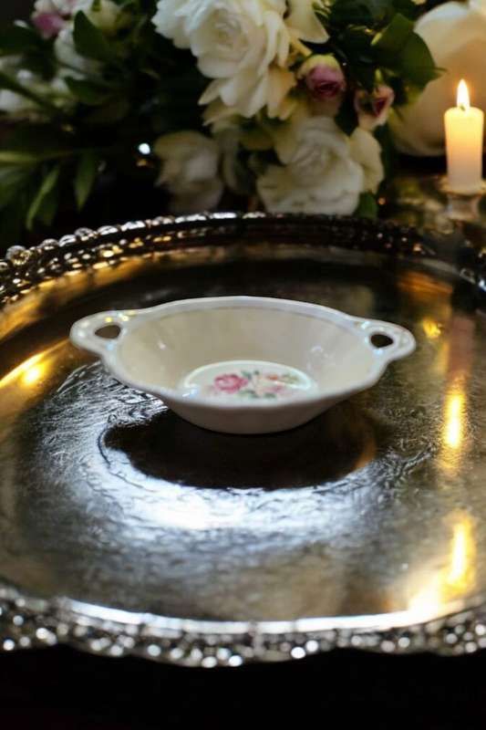 Royal Albert bon bon dish