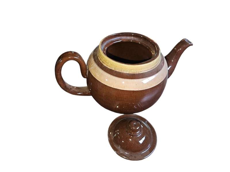 Vintage ALB Teapot 6 cup by Alcock, Lindley & Bloore, from Stoke on Trent, England