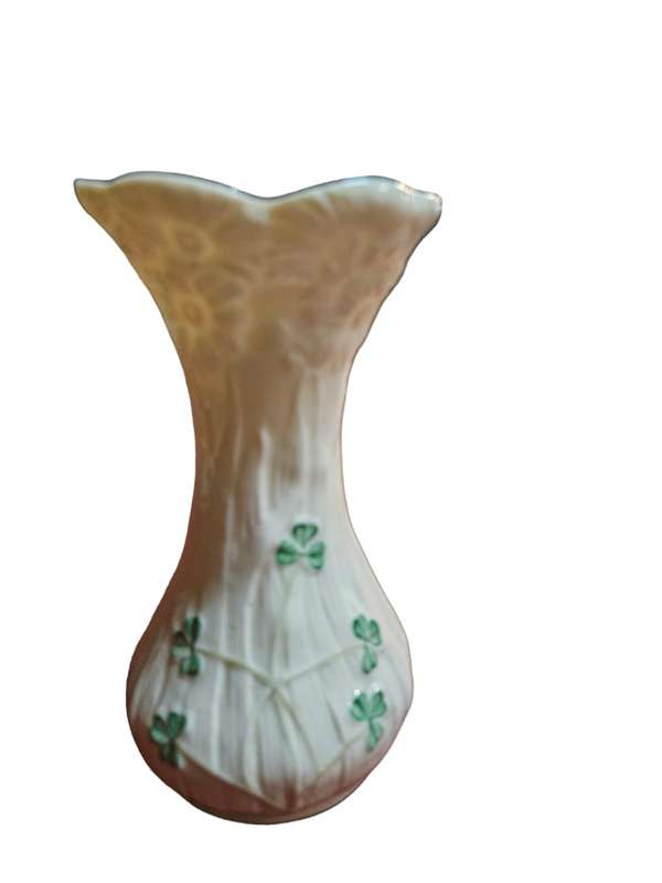 Belleek Classic Daisy Spill Vase