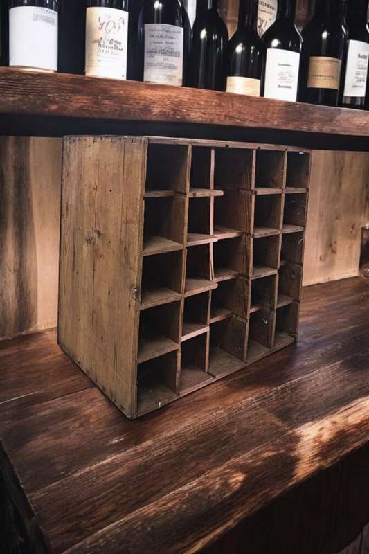 Pigeon hole cabinet