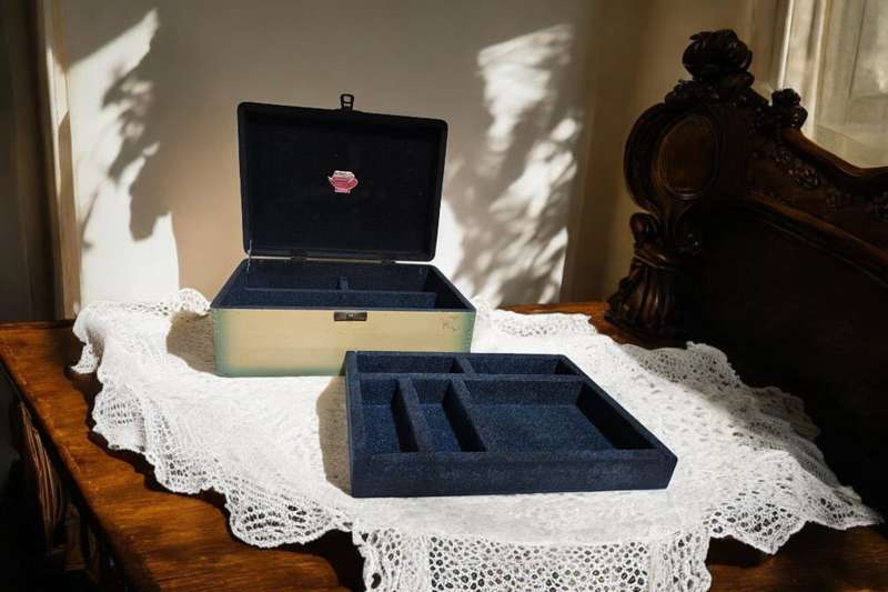 Vintage wooden Jewelry Box By Joy wood