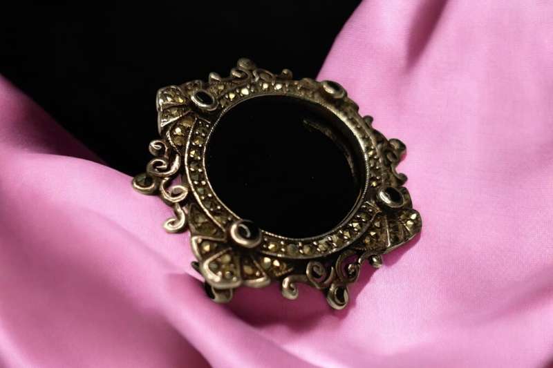 Victorian Mourning Brooch