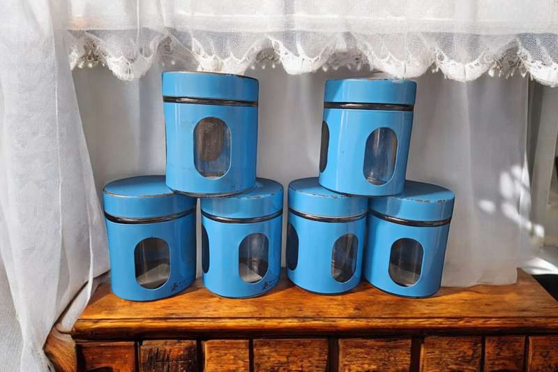 6 Blue Maxwell & Williams Vintage Canisters