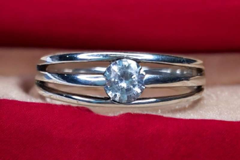 Sterling Silver 925 ring, clear stone Size O/P