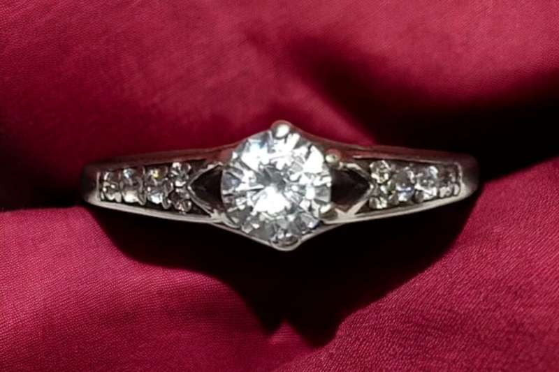 Sterling Silver ring with clear stones