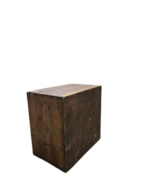 Pigeon hole cabinet