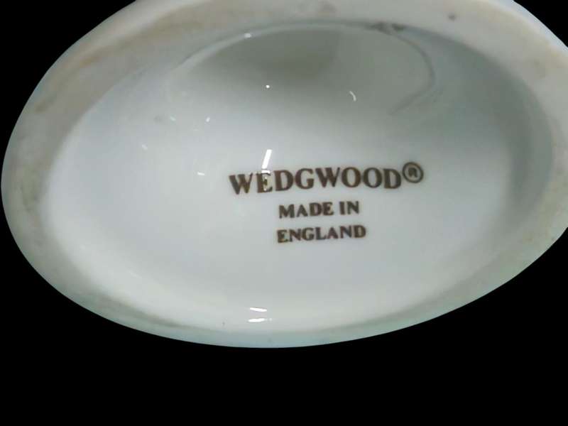 Vintage Wedgwood Angela Posy Vase