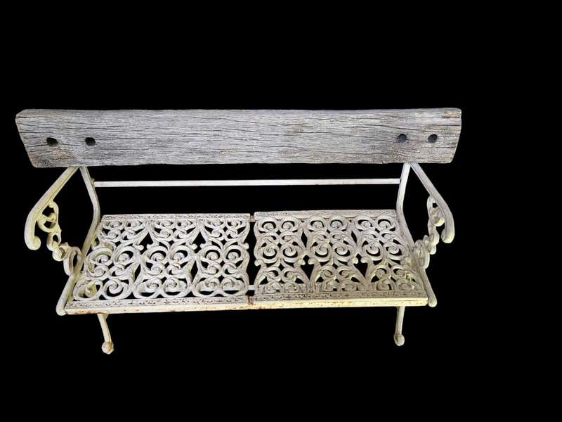 Cast metal two-seater bench