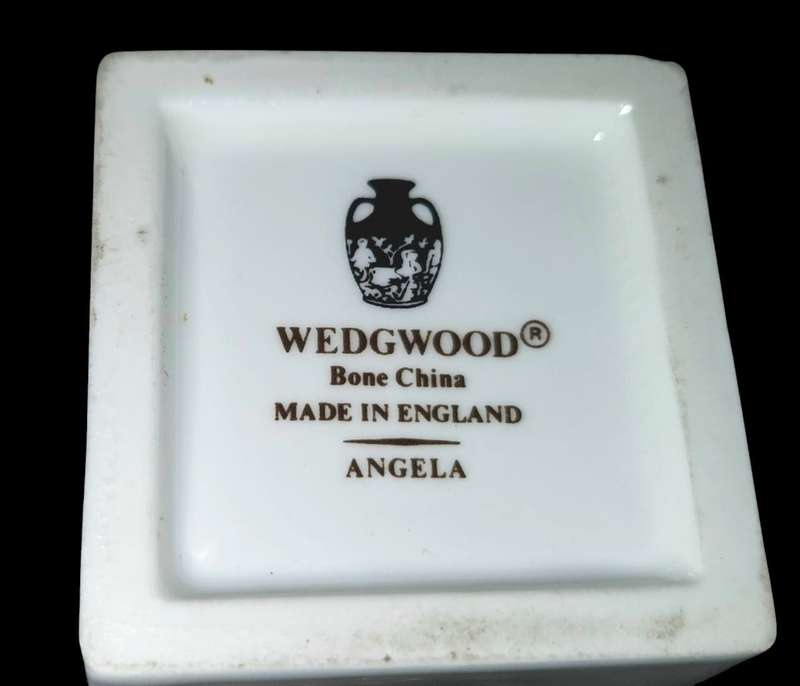 Vintage Wedgwood Angela Posy Vase