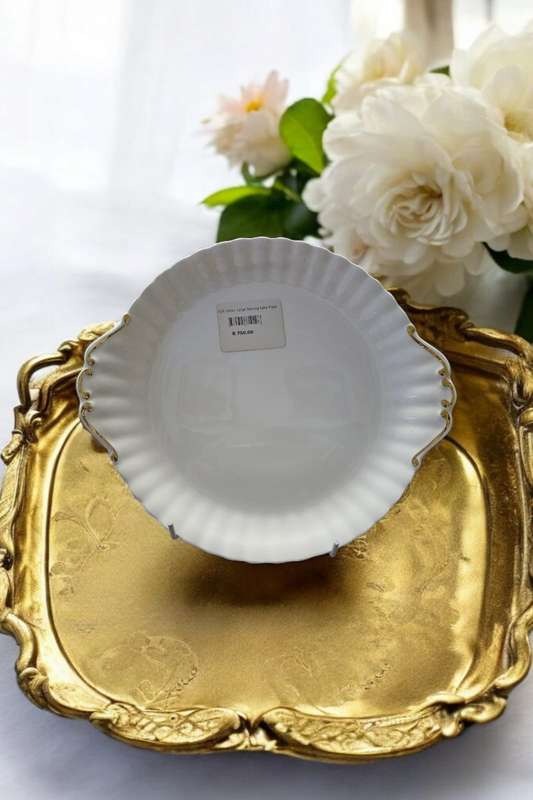 Royal Albert Valdor Serving Cake Plate