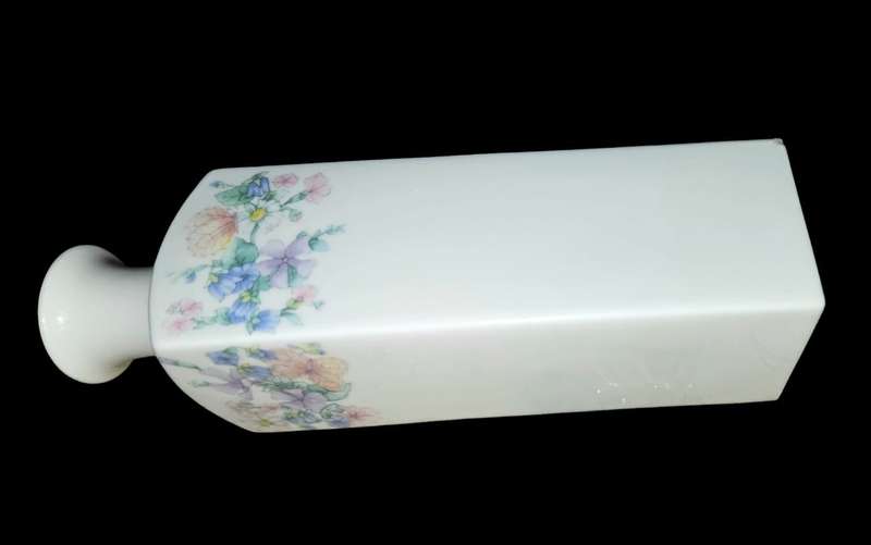 Vintage Wedgwood Angela Posy Vase