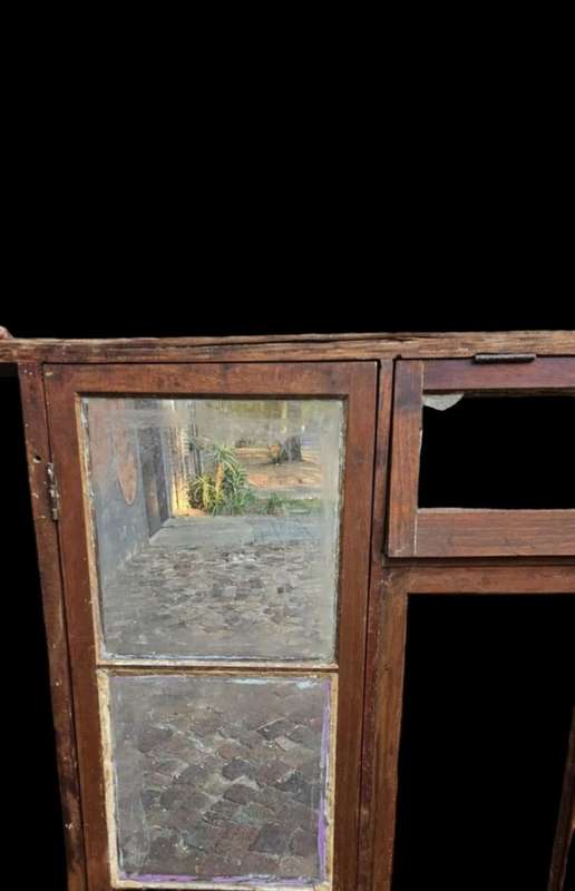 Oregon Window Frame