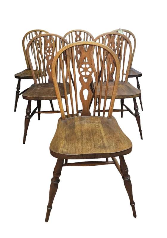 Windsor Six Seater Oak Dining Room set
