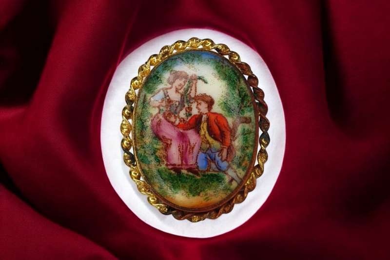 Limoges style Brooch from Czechoslovakia