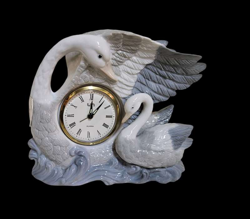 Vintage Porcelain Swan And Cygnet Figurine Clock