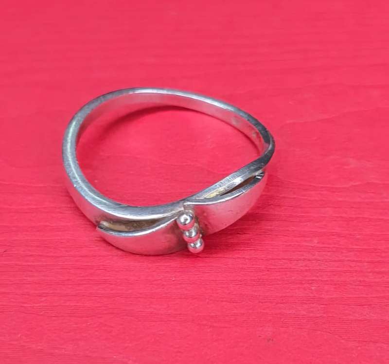 Sterling silver ring 925 Size M/N