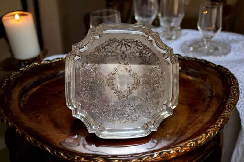 Elegant EMESS Silver plated serving tray, measuring 35x35cm
