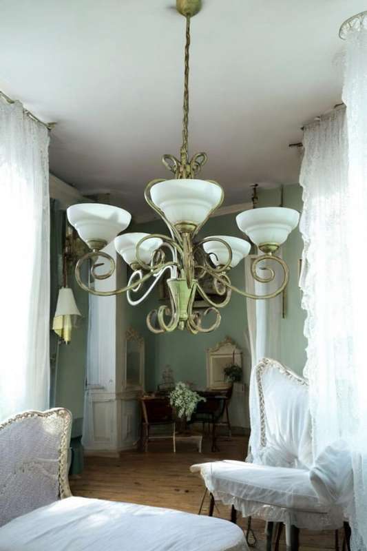 5 - Light Classic / Traditional Chandelier