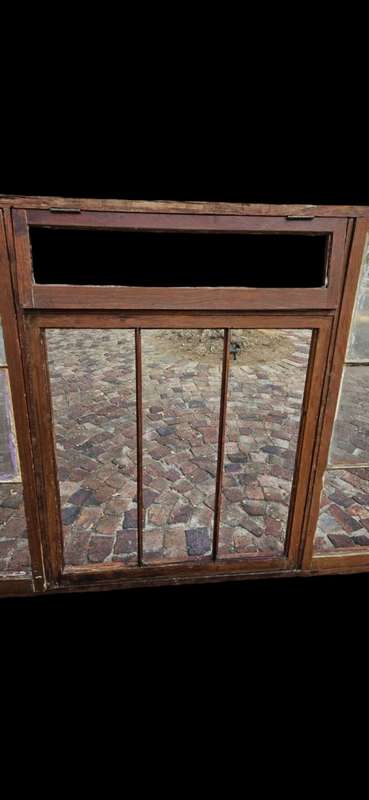Oregon Window Frame