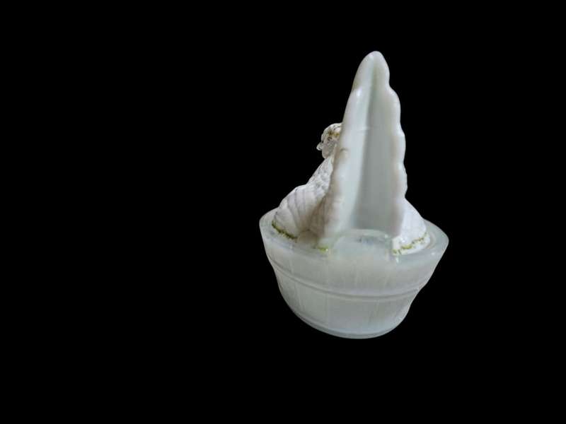 Milk Glass Hen On Nest C1940
