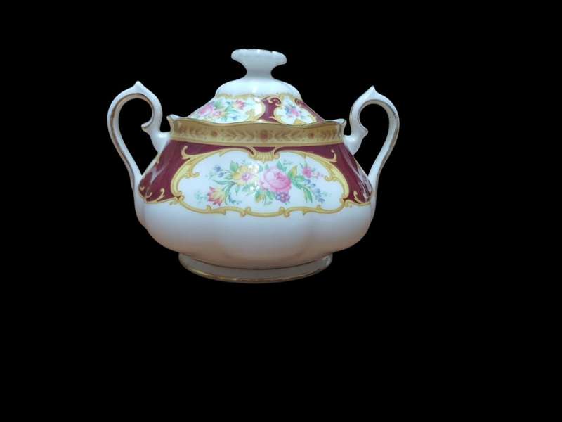 Royal Albert Lady Hamilton 23-piece tea set