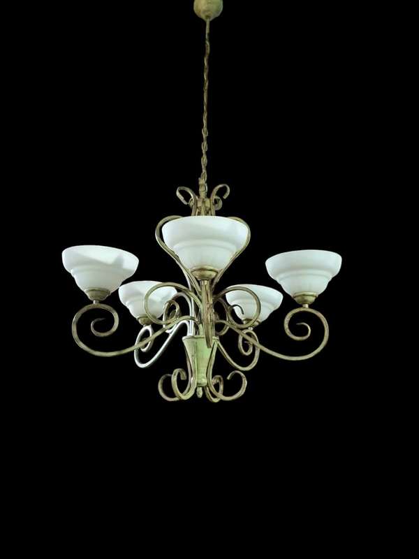 5 - Light Classic / Traditional Chandelier