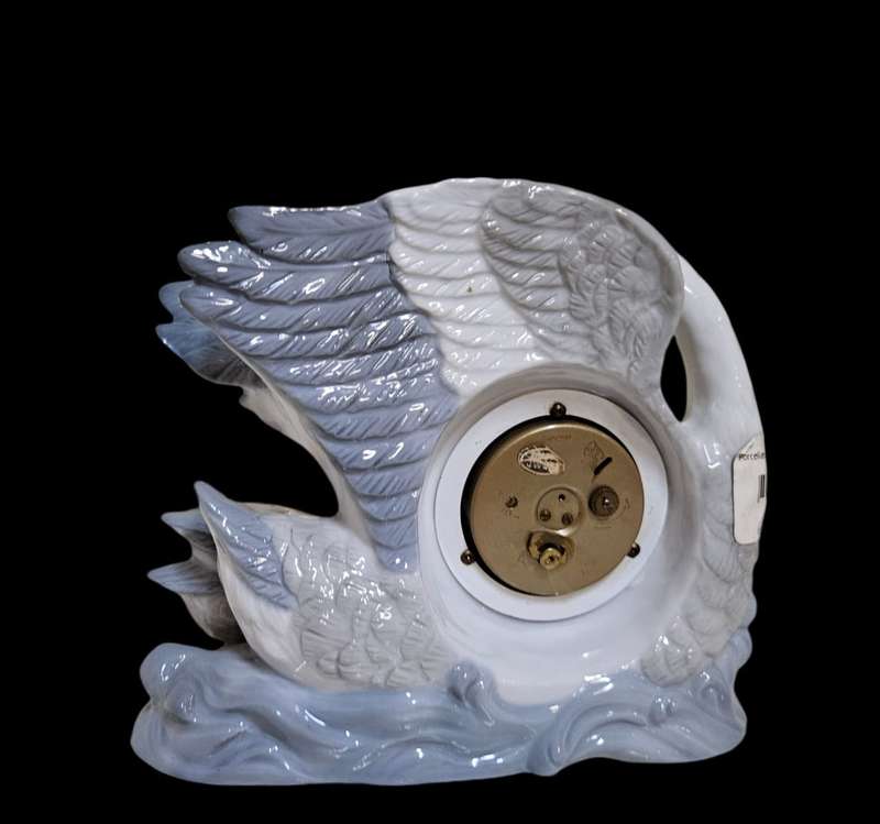Vintage Porcelain Swan And Cygnet Figurine Clock