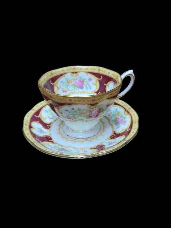 Royal Albert Lady Hamilton Duo