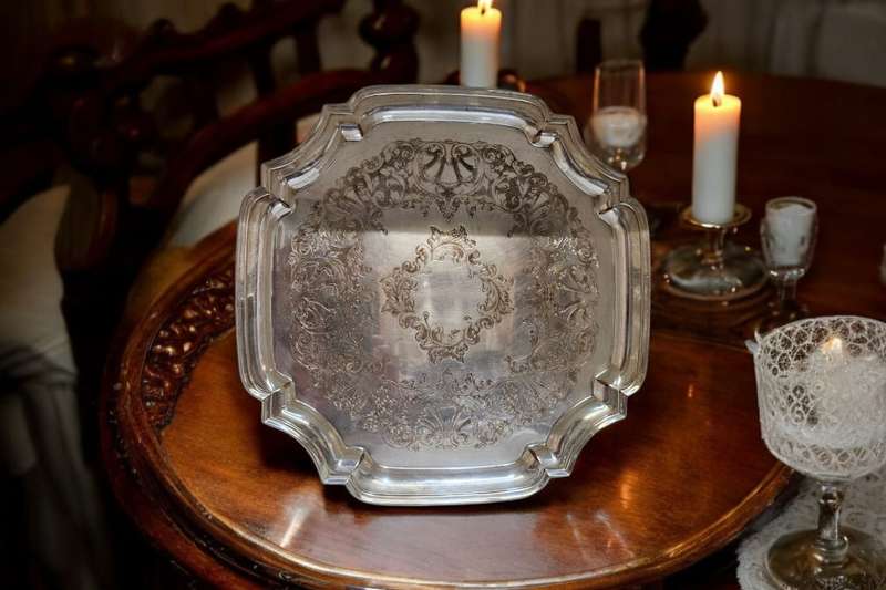 Elegant EMESS Silver plated serving tray, measuring 35x35cm