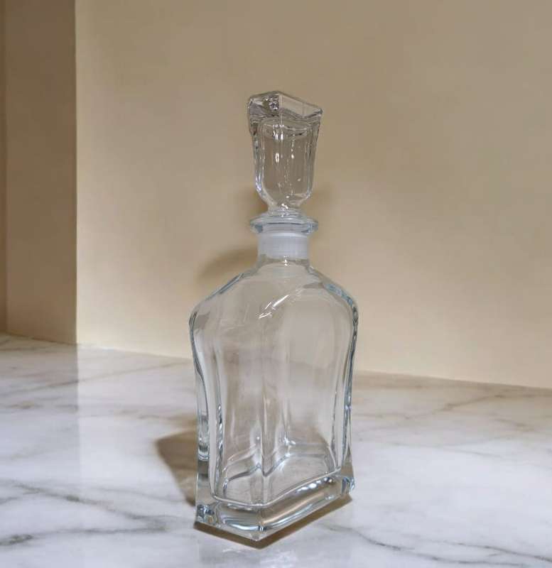 Stunning Vintage hexagonal curved glass whiskey decanter
