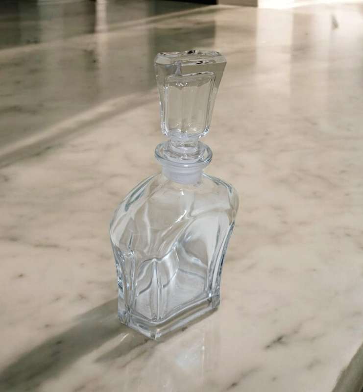 Stunning Vintage hexagonal curved glass whiskey decanter