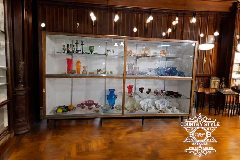 Glass Showcase sliding doors