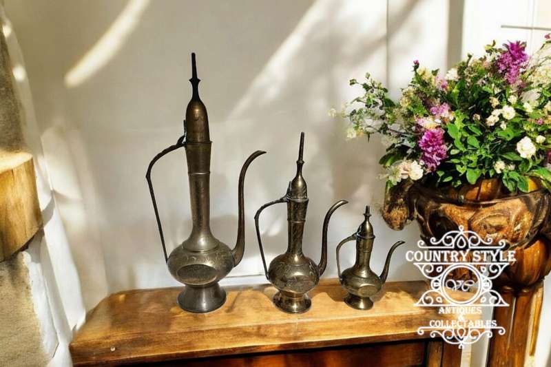 Vintage Hand Crafted Brass Aftaba