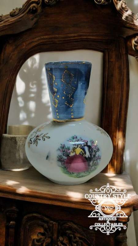 Ligmouse Style Miniature Bud Vase