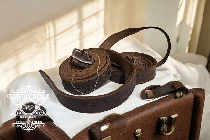 Antique Leather Blanket straps