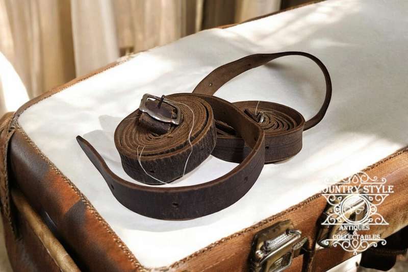 Antique Leather Blanket straps