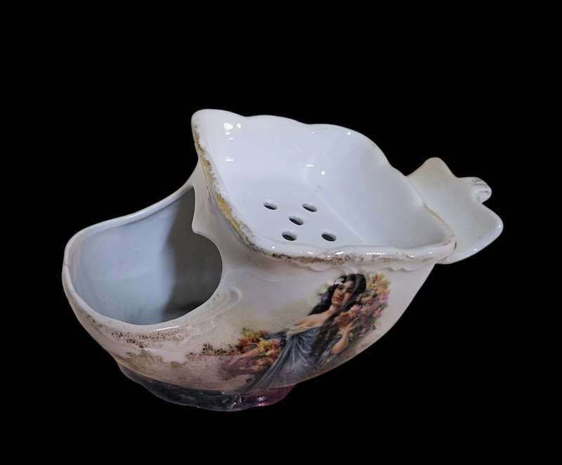 Victorian or Edwardian Shaving Scuttle Mug