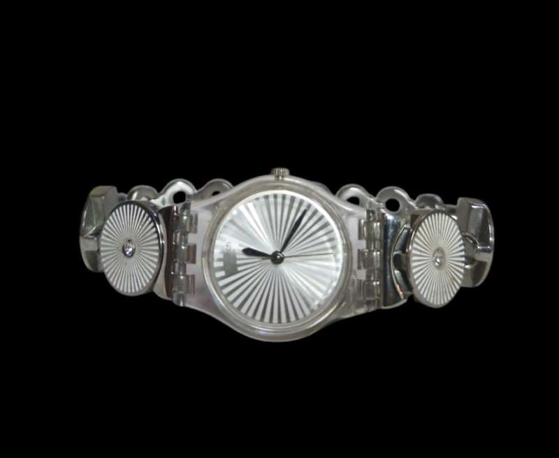 Swatch Disco Lady watch (model number LK339G)