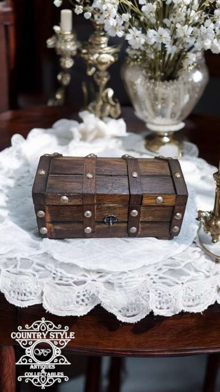 Vintage Wood Jewelry Treasure Box