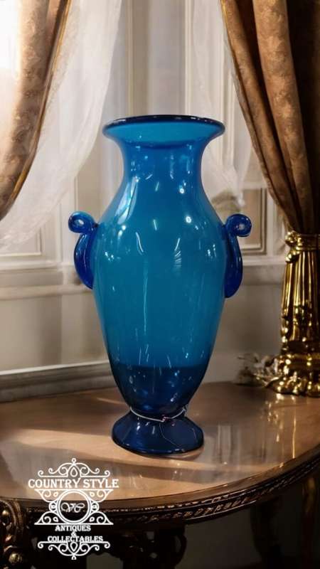 Dark Blue Flower Vase