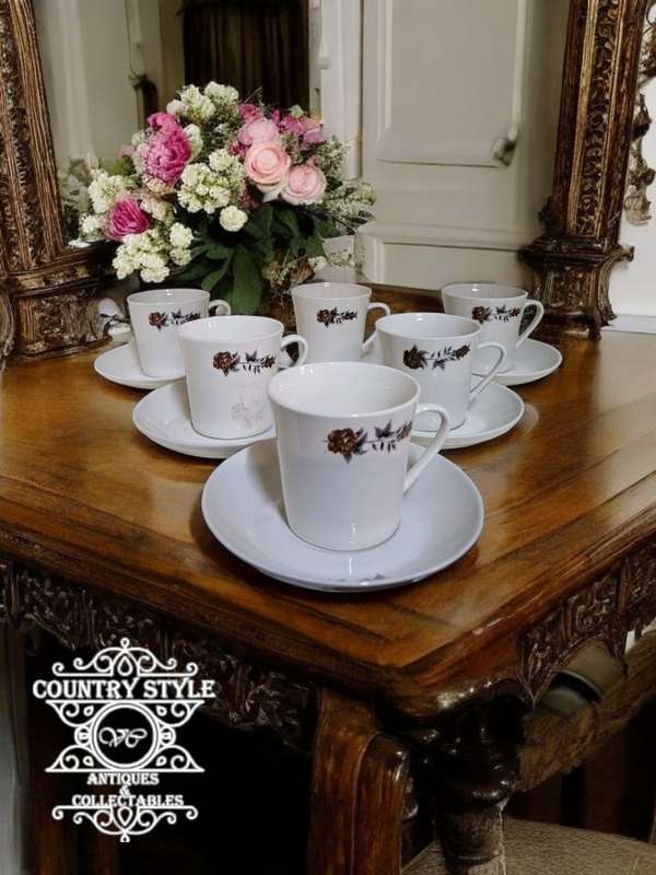 Set of 6 Vintage Tea due's with a rose pattern