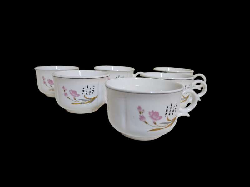 Six Chinese tea cups