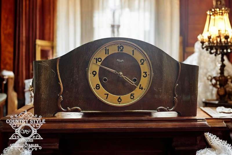 German-made Kienzle mantel clock