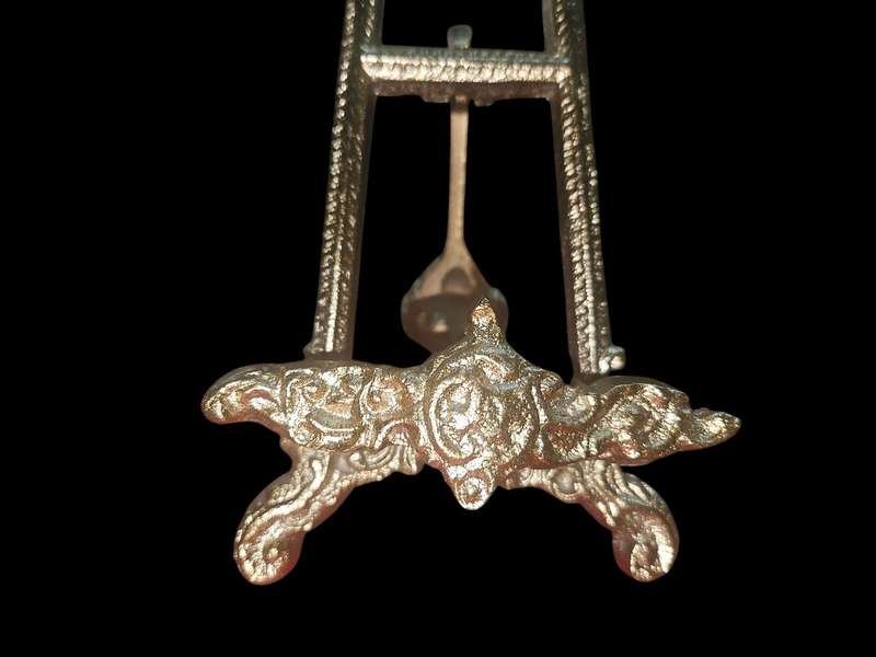 Ornate Cast Iron Victorian-style easel