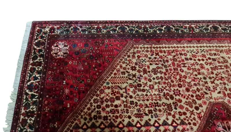 Abadeh Persian rug